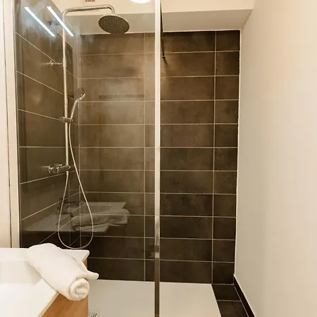 Le Claustra * Valence (Drome)